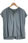 Uniqlo Grey Top